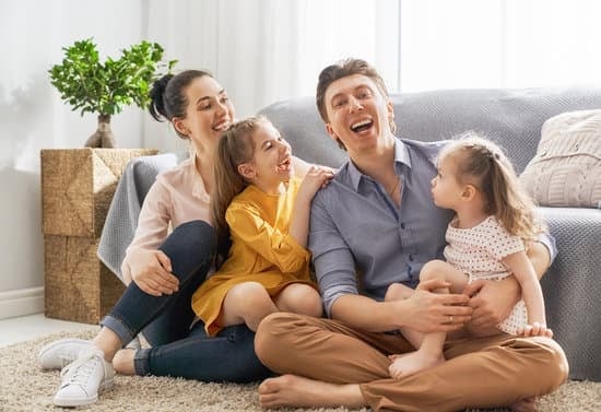 canva-happy-loving-family-MADauVMxPCE canva-happy-loving-family-MADauVMxPCE